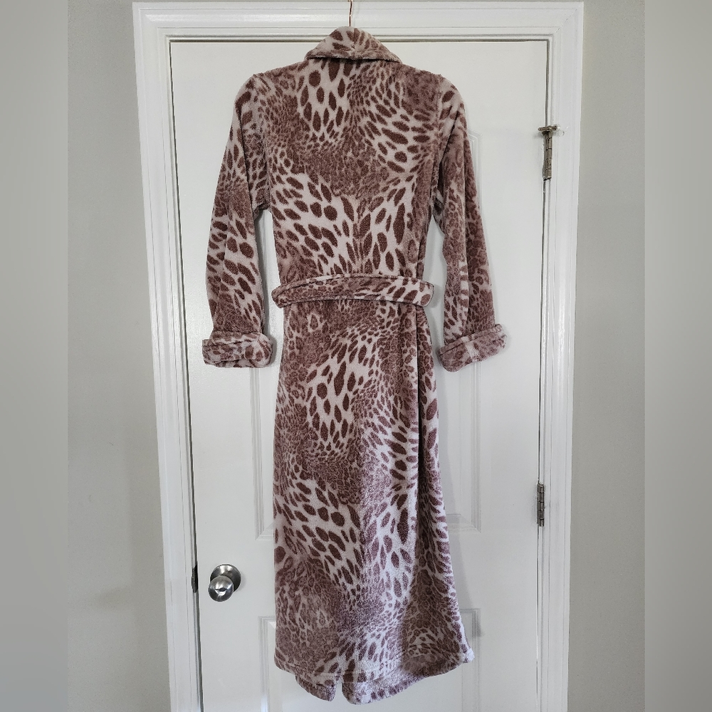 Natori Robe - Picture 5 of 11